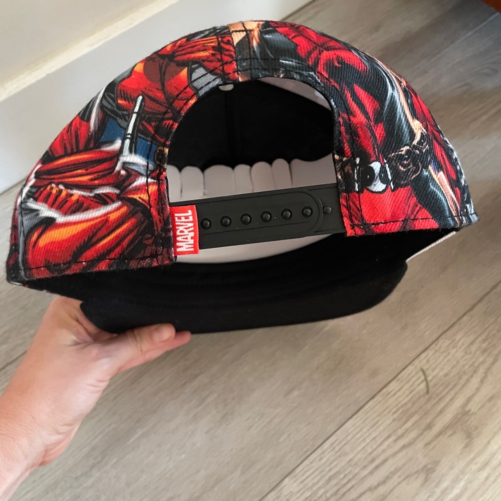 Marvel Kids Cap with Superhero Print - Black and Red - Picture 3 of 4